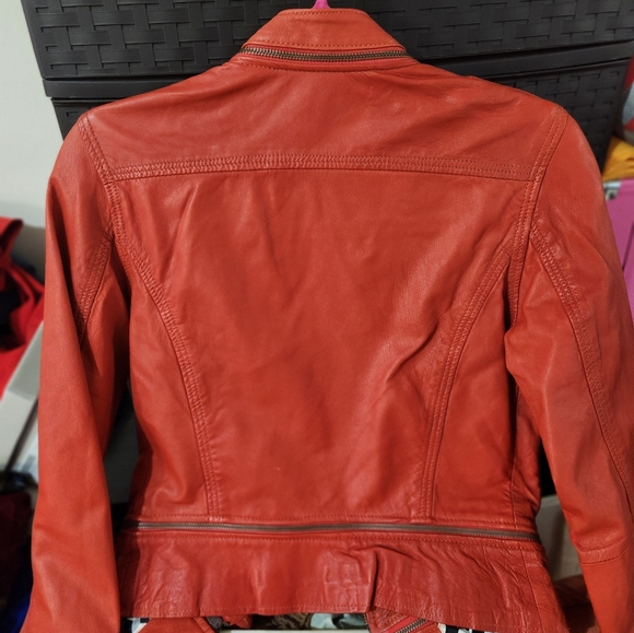 Doma red leather jacket - Picture 3 of 4